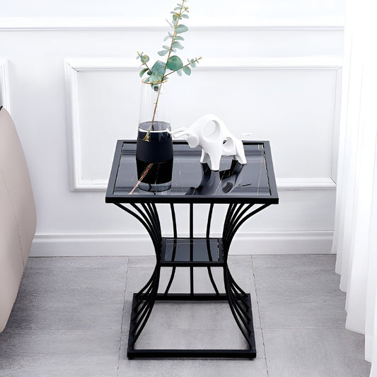 Chic Black Side Table: Modern Minimalism